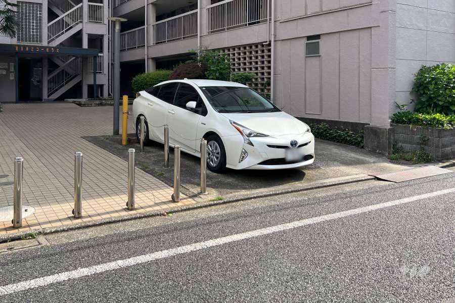 敷地内駐車場（屋外平面式）