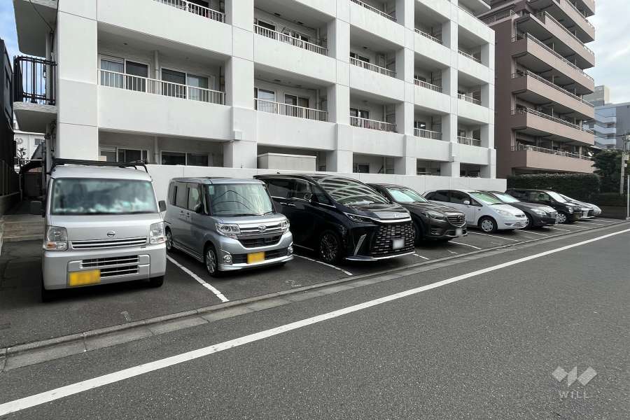 敷地内駐車場（屋外平面式）
