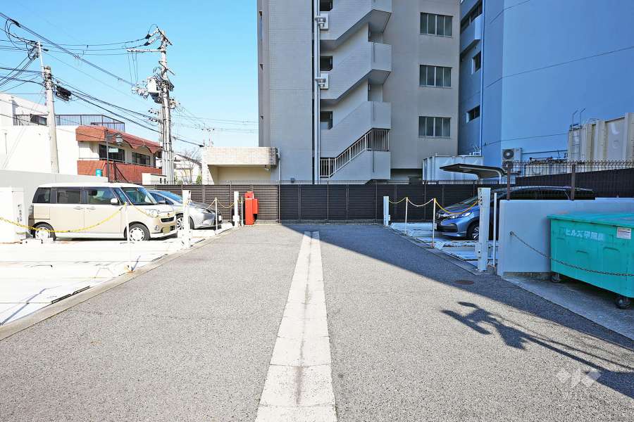 敷地内駐車場（屋外機械式）