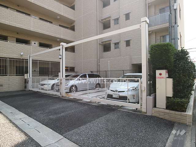 敷地内駐車場（屋外機械式）