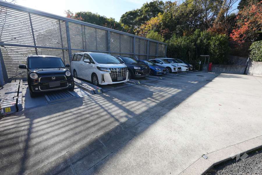 敷地内駐車場（屋外機械式）
