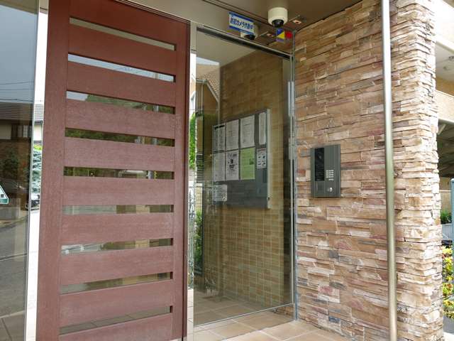 オートロック付きです。