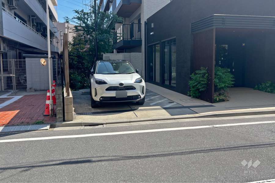 敷地内駐車場（屋外平面式）