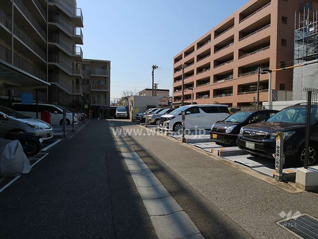 敷地内駐車場（屋外機械式）