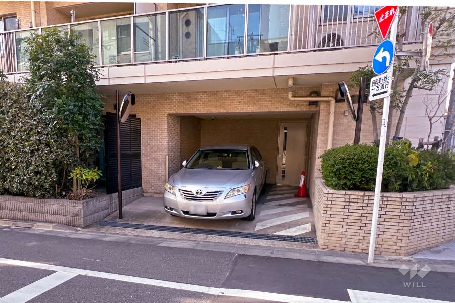 敷地内駐車場（屋内平面式）