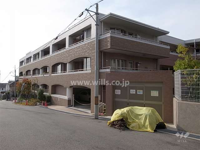 セレッソコート芦屋山手町は高台の閑静な住宅地にあります。