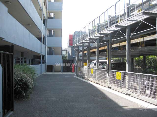 敷地内駐車場（機械式）