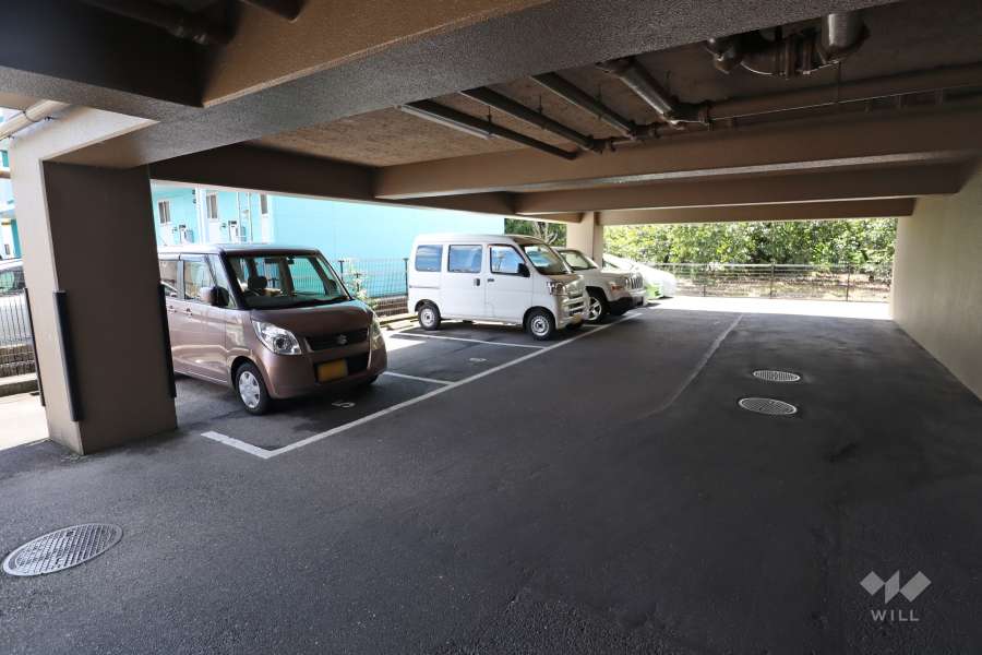 敷地内駐車場（屋内平面式）