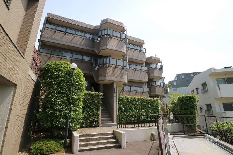 ライフヴィラ八事高峯2番館の外観（北側から）