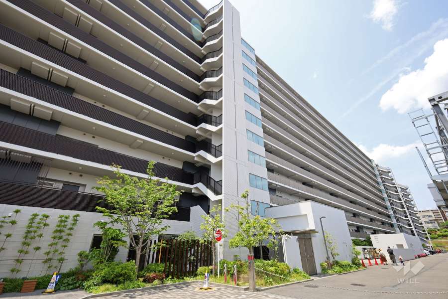 アーバン島本シティの外観（北東側から）