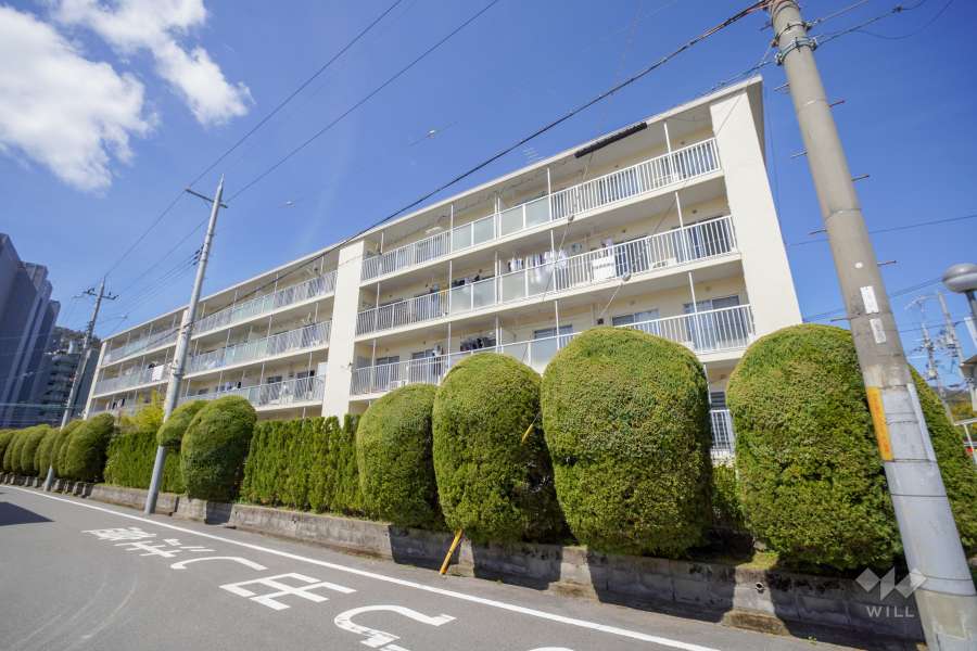 コーポ水無瀬B棟の外観（南東側から）