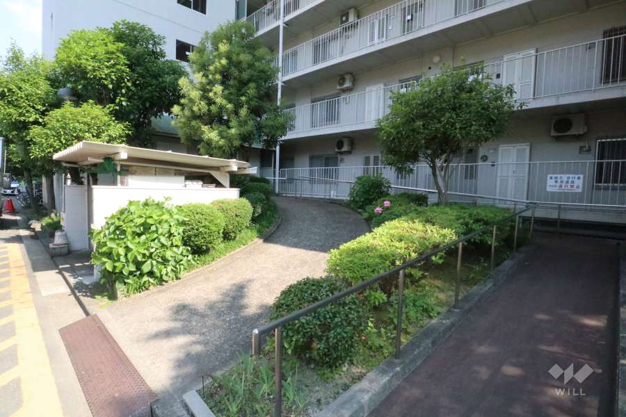 エントランスアプローチ
