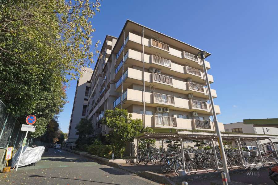 ユニライフ山崎4号棟の外観（北西側から）