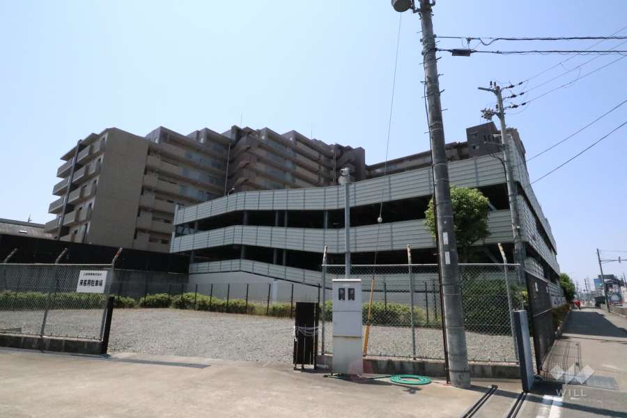 ライオンズ水無瀬ローレルコートの外観（北側から）