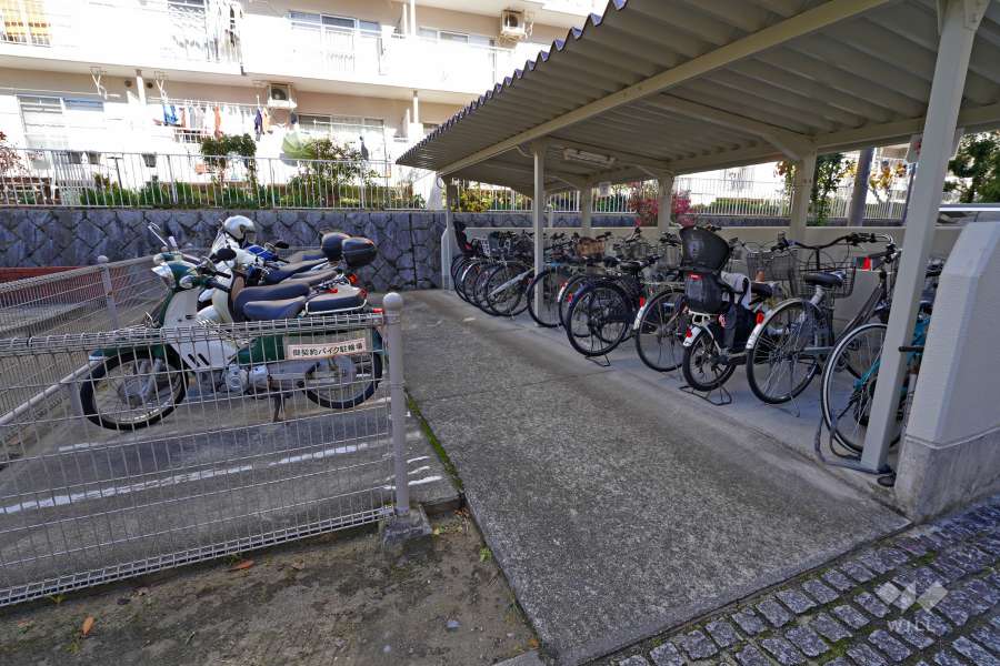 駐輪場