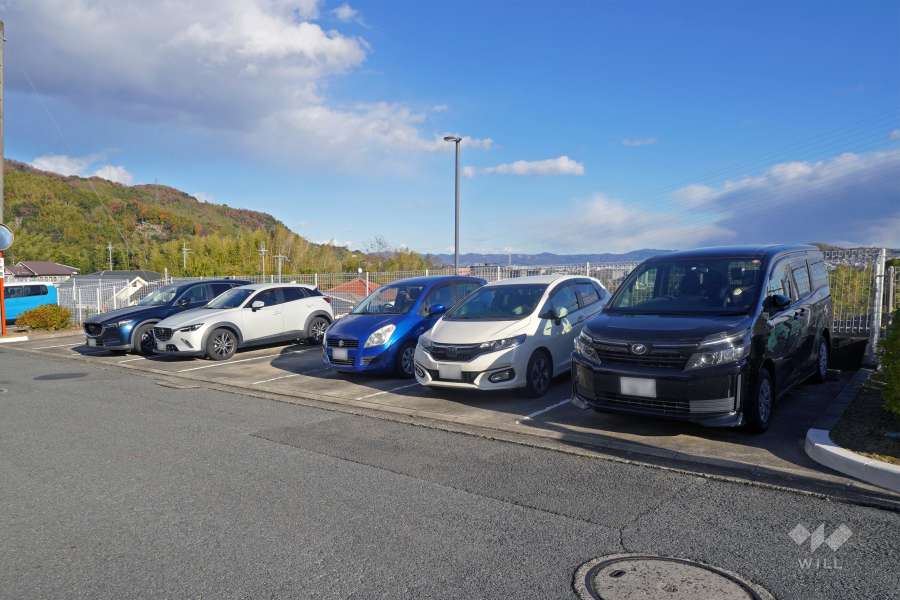 敷地内駐車場（屋外平面式）