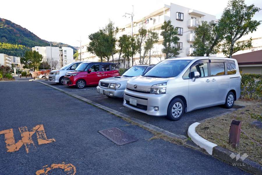 敷地内駐車場（屋外平面式）