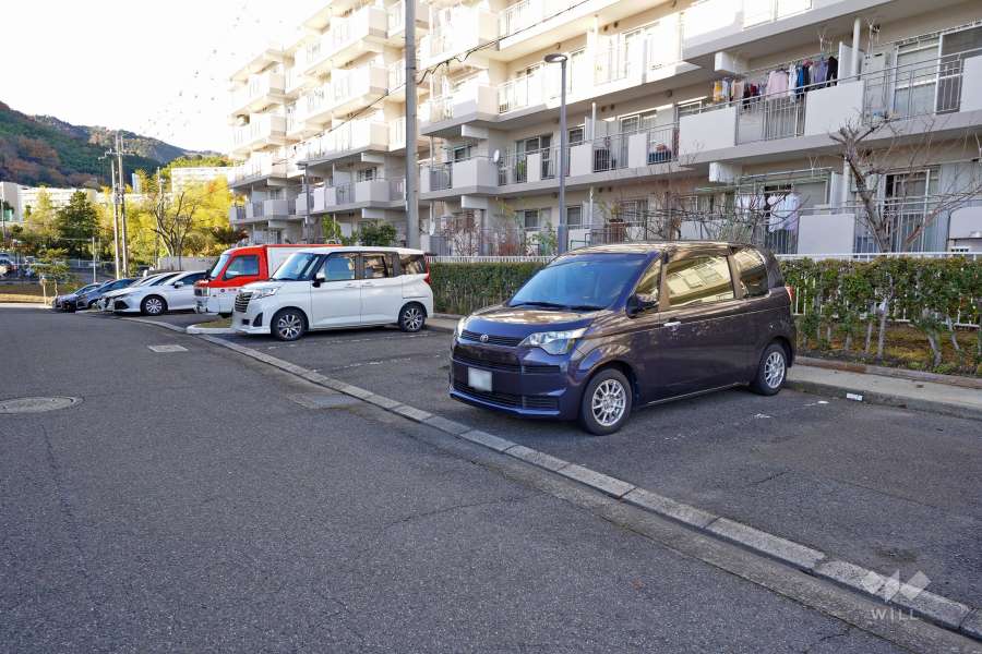 敷地内駐車場（屋外平面式）