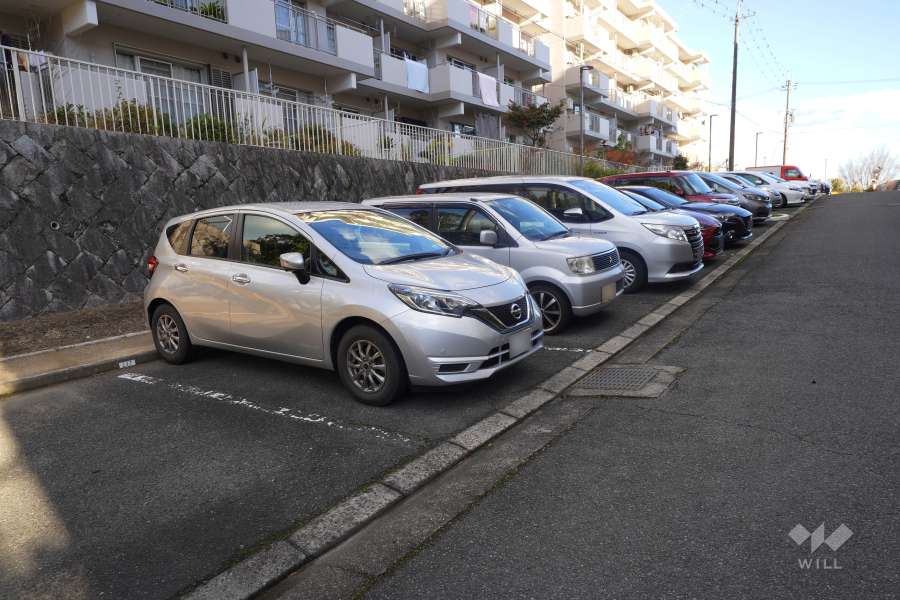 敷地内駐車場（屋外平面式）
