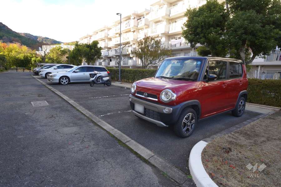 敷地内駐車場（屋外平面式）