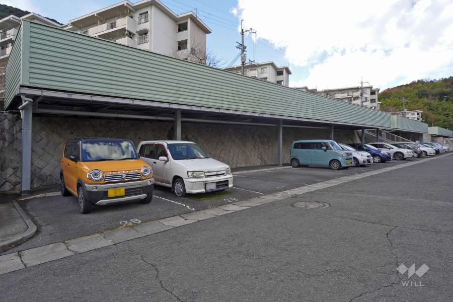 敷地内駐車場（屋外平面式）