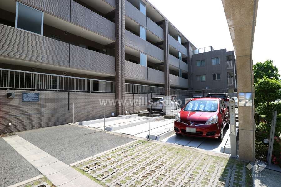 敷地内駐車場（屋外機械式）