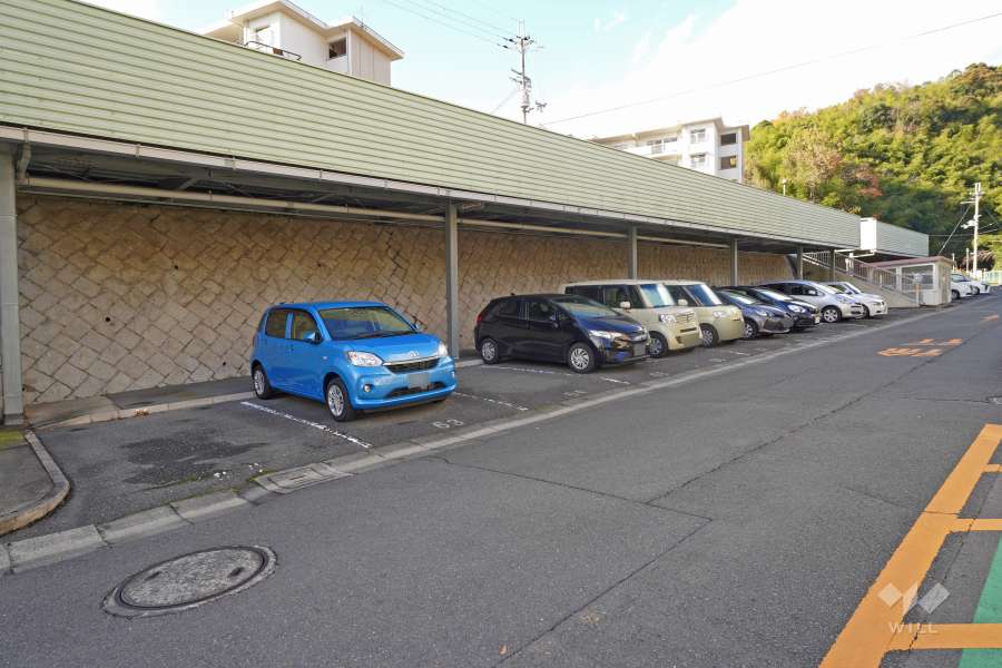 敷地内駐車場（屋外平面式）