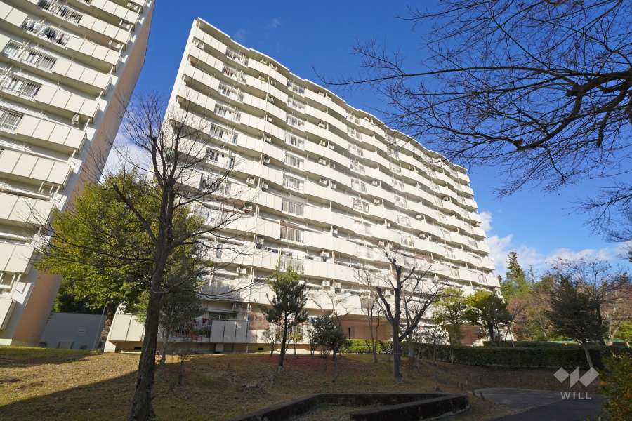 若山台第1住宅34号棟の外観（南西側から）
