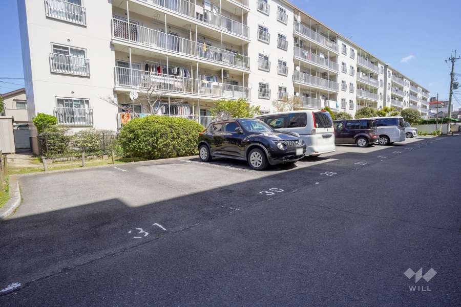 敷地内駐車場（屋外平面式）
