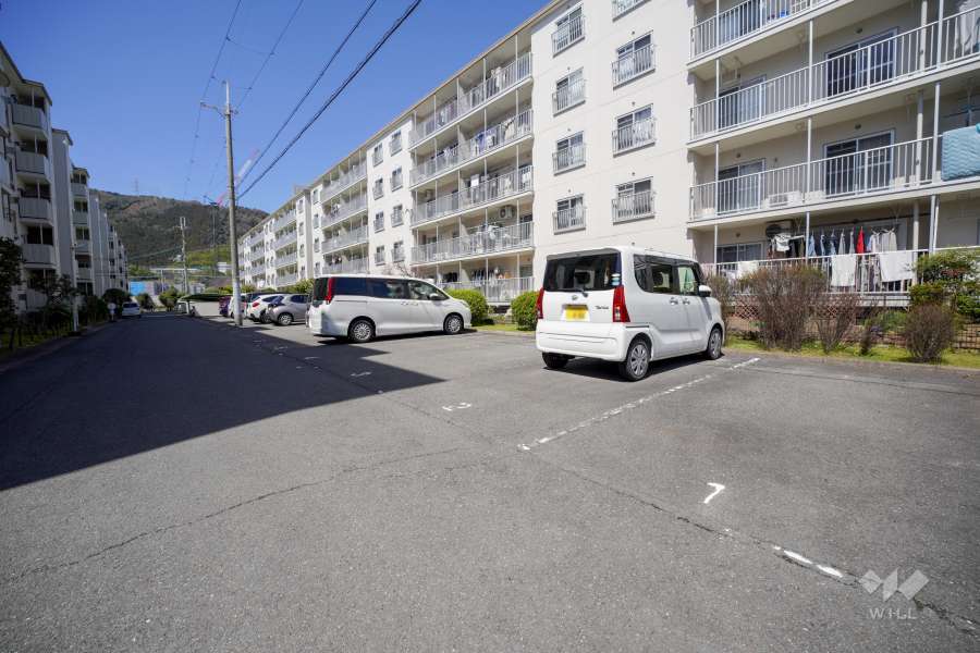 敷地内駐車場（屋外平面式）