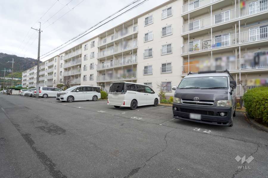 敷地内駐車場（屋外平面式）