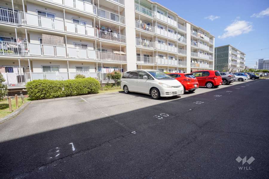 敷地内駐車場（屋外平面式）