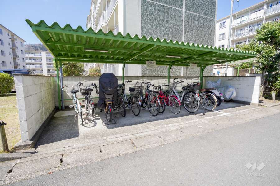 駐輪場・バイク置場　