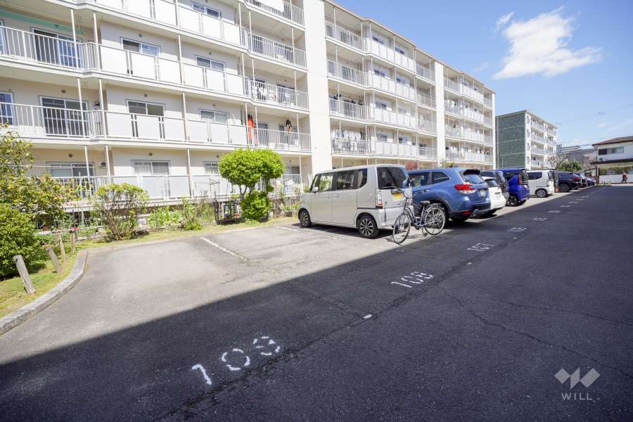 敷地内駐車場（屋外平面式）