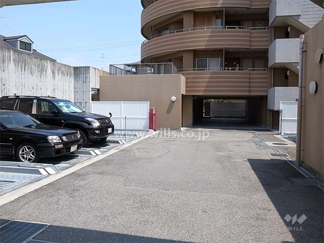 敷地内駐車場