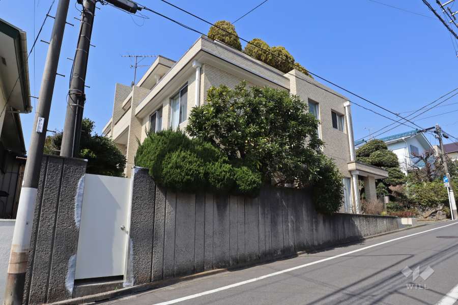 ユーネックスグリーンヒルの外観（南東側から）