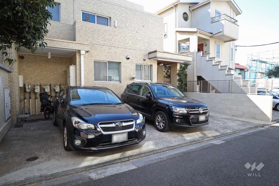 敷地内駐車場（屋外平面式）