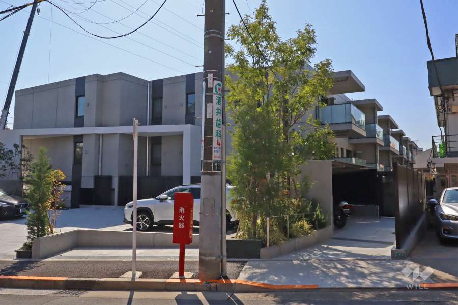 ピアース都立大学の外観(北西側から)