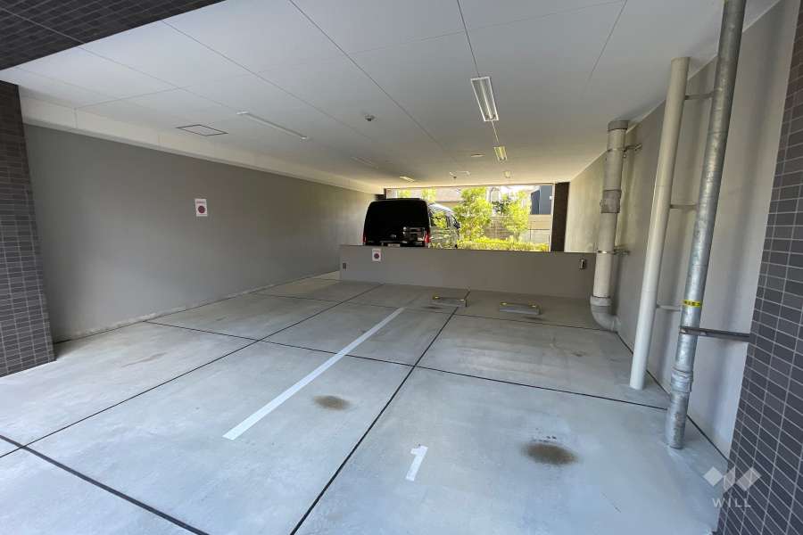 敷地内駐車場（屋内平面式）