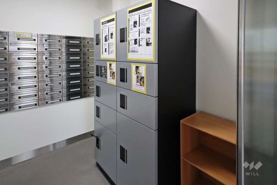 共用ポストと宅配ボックス