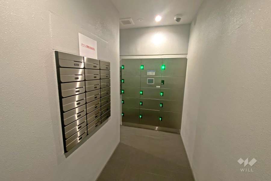 宅配ボックスと共用ポスト