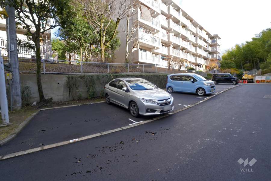 敷地内駐車場（屋外平面式）