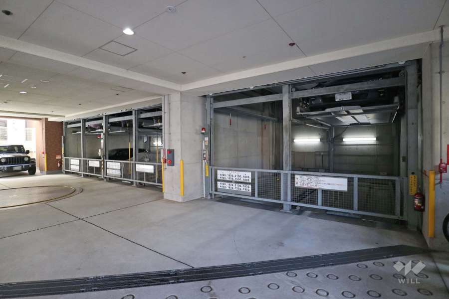 敷地内駐車場（屋内機械式）