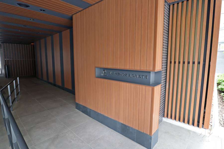 マンションの銘板