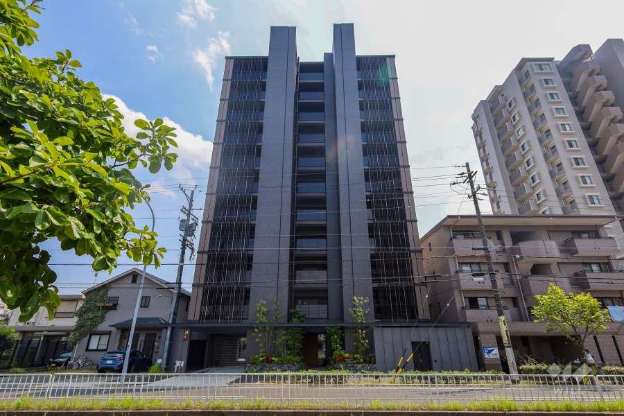 グランクレア桜山の外観(北側から）