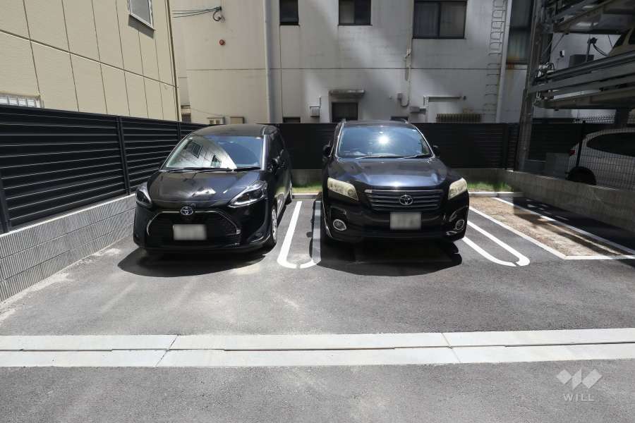 敷地内駐車場（屋外平面式）