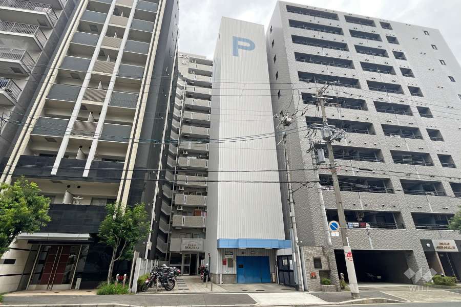 敷地内駐車場（タワー式立体）