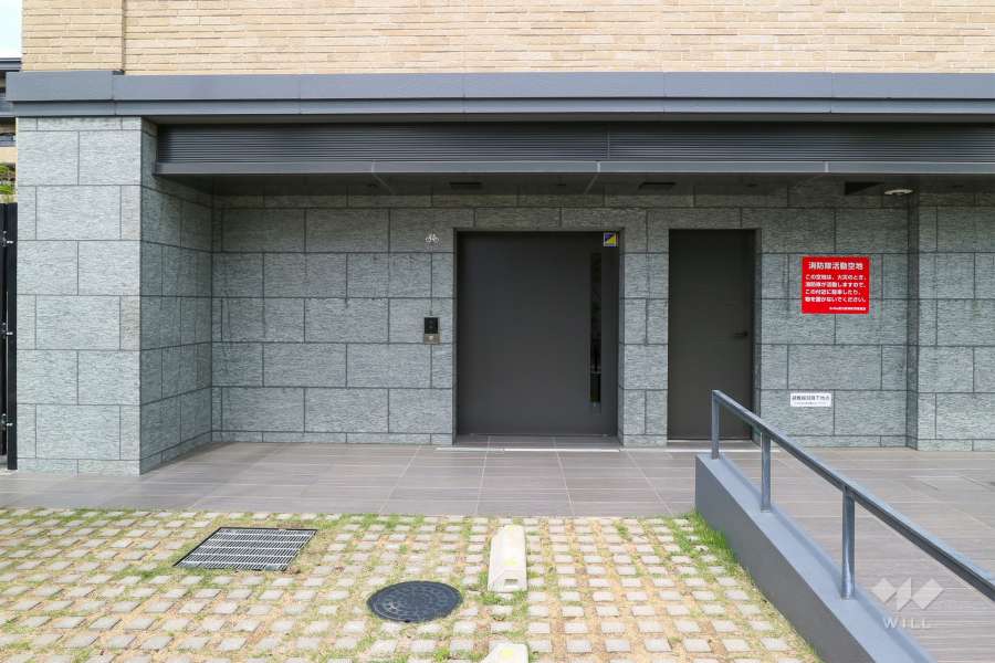 駐輪場の出入口