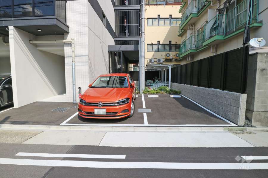 敷地内駐車場(屋外平面式)