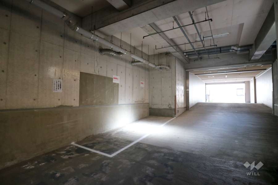 敷地内駐車場（屋内平面式）